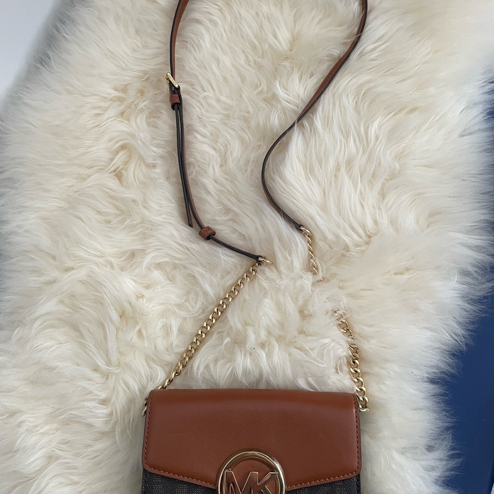 Michael Kors Crossbody Bag
